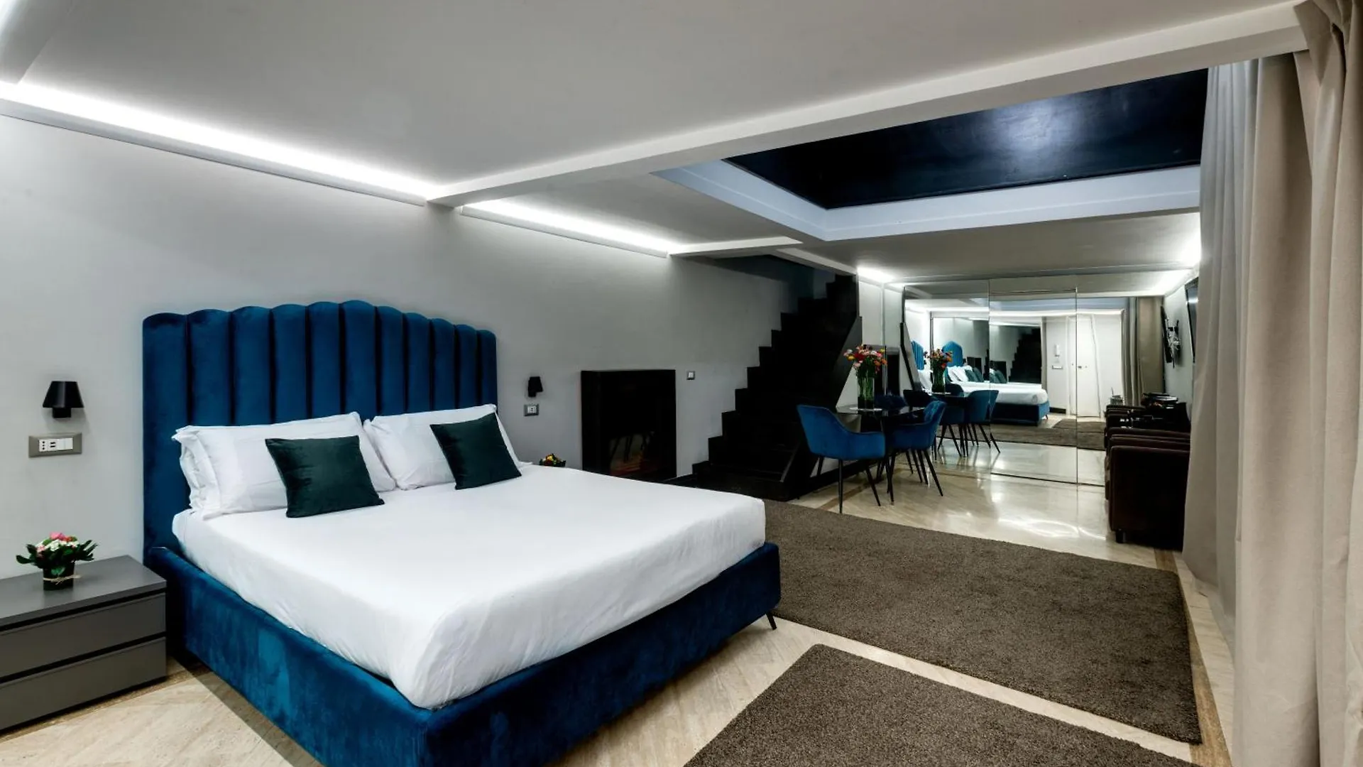 רומא Piazza Farnese Luxury Suites 2*,  איטליה