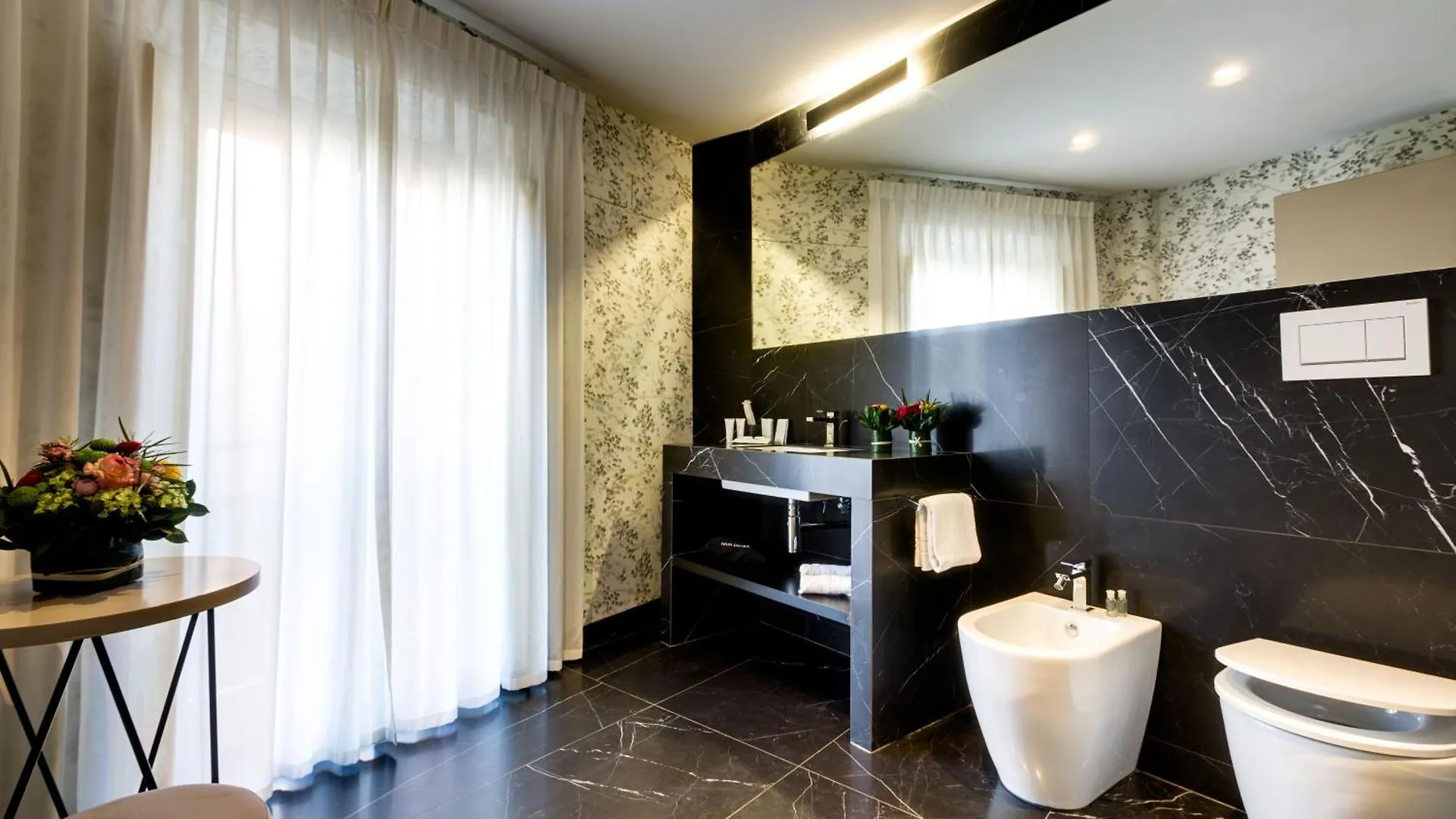 רומא Piazza Farnese Luxury Suites איטליה