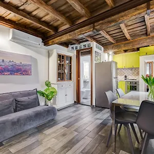 Appartamento Chiavari, Roma