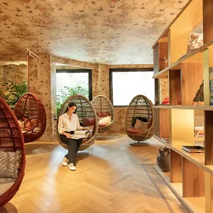https://deste.it-lombardy.com