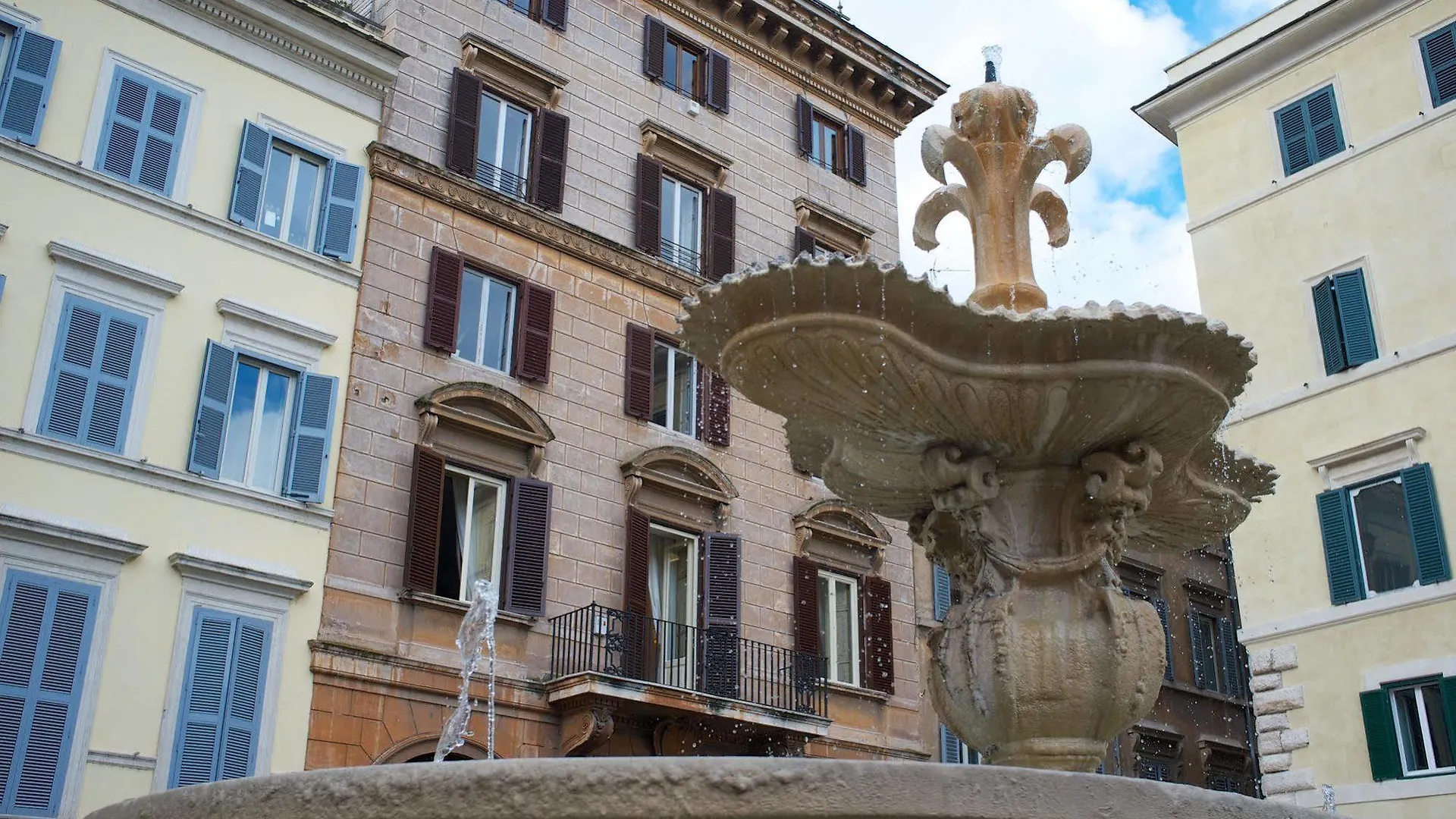 Nocleg ze śniadaniem Piazza Farnese Luxury Suites Rzym